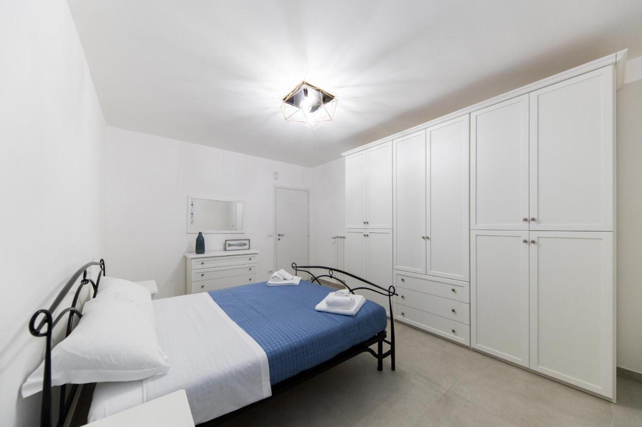 Plume Apartment By Wonderful Italy Bari Bagian luar foto