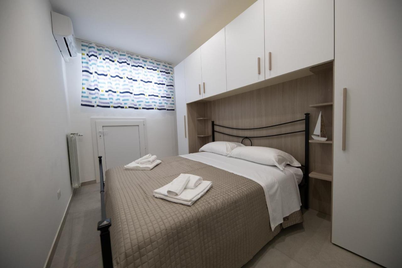 Plume Apartment By Wonderful Italy Bari Bagian luar foto
